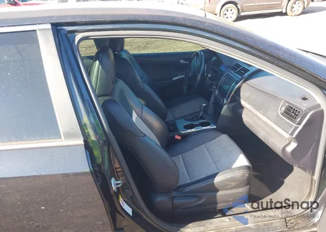 2012 Toyota Camry Base z USA, uszkodzony, nr VIN 4T1BF1FK0CU081077